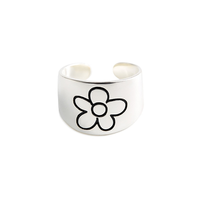 Soulmate Blossom Daisy Flower Ring