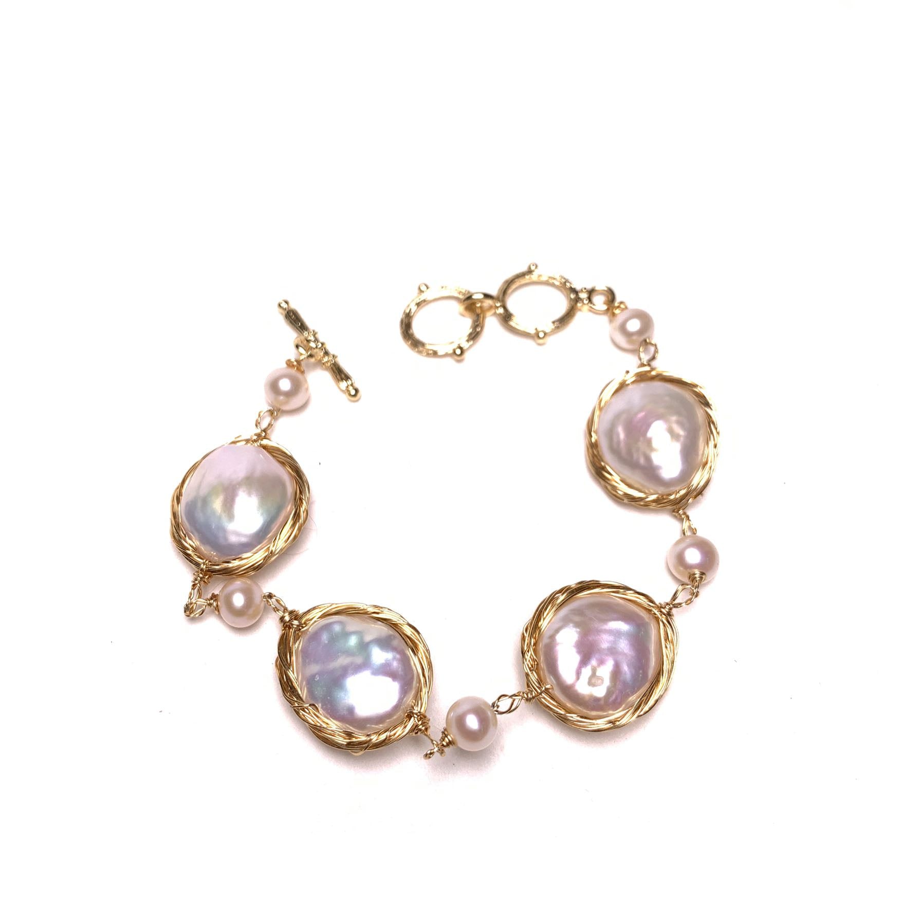Ava Gold Plated Pearl bracelet