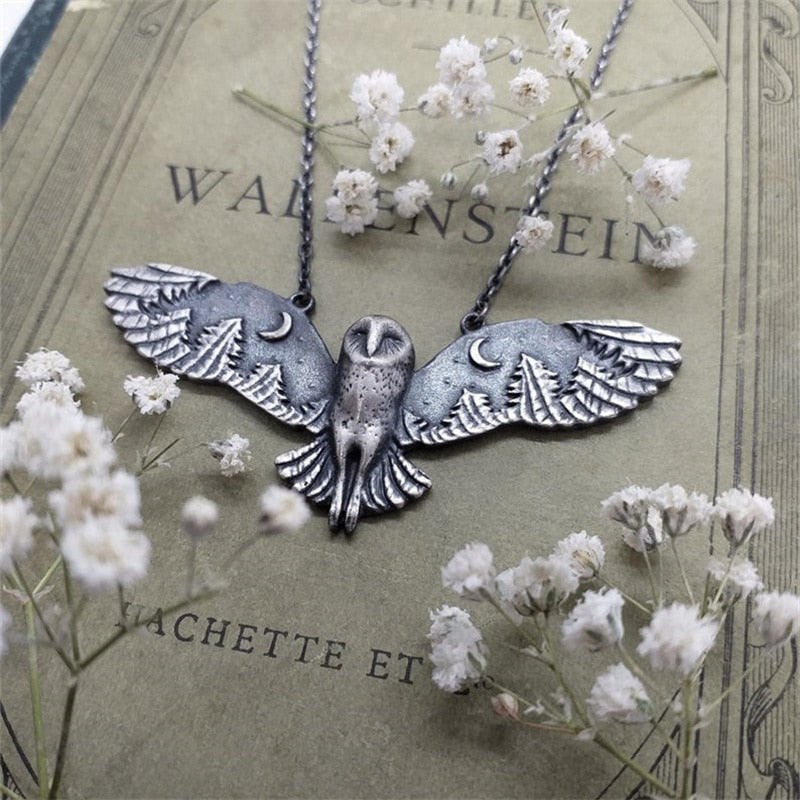 Exquisite Barn owl Necklace