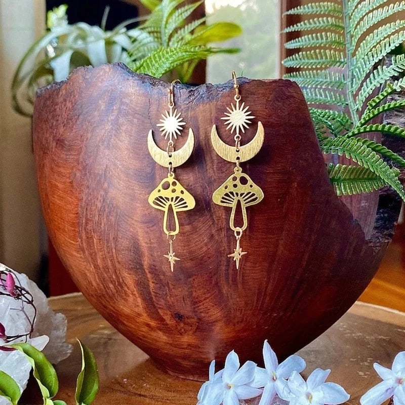 Asymmetric Personality Face Sun Moon Earrings