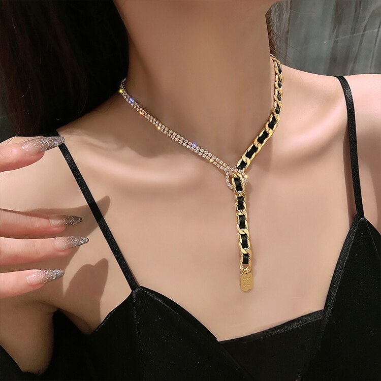 Gothic Personality Hip-Hop Clavicle Chain Necklace