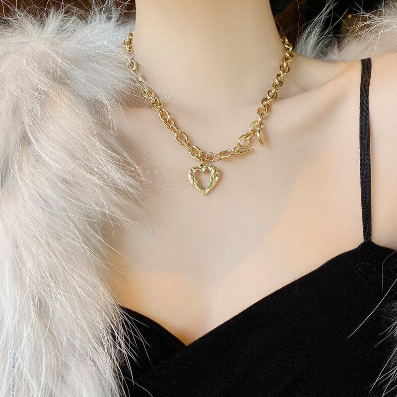 Black Heart French Metal Love Clavicle Chain Necklace