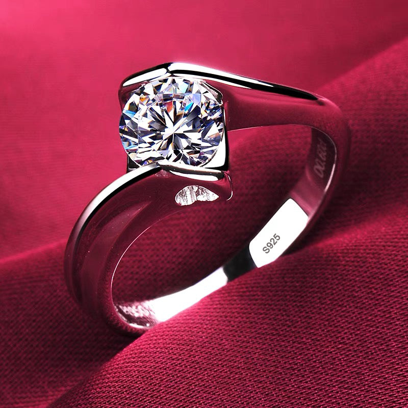Round Cut 2.0ct  Zirconia Diamond Solitaire Wedding Ring