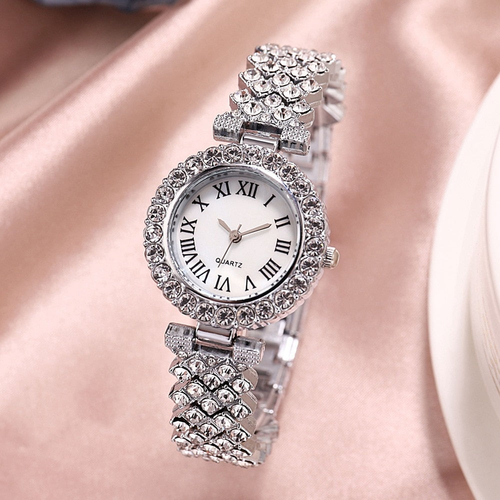 Victoria crown women on sale luxury watch collection