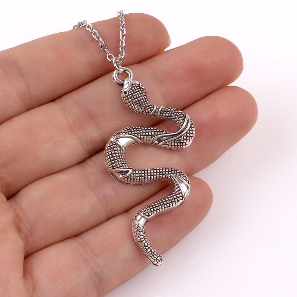 Minimalist Dangle Snake Pendant Necklace
