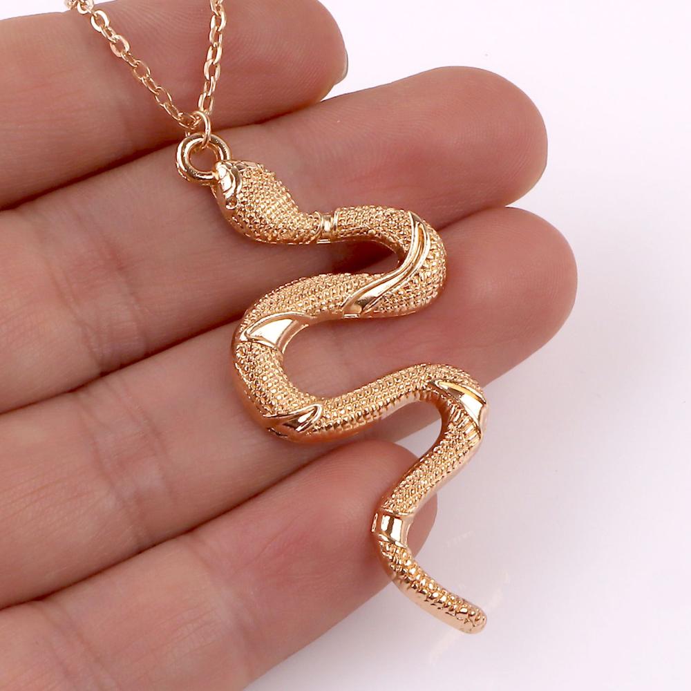 Minimalist Dangle Snake Pendant Necklace