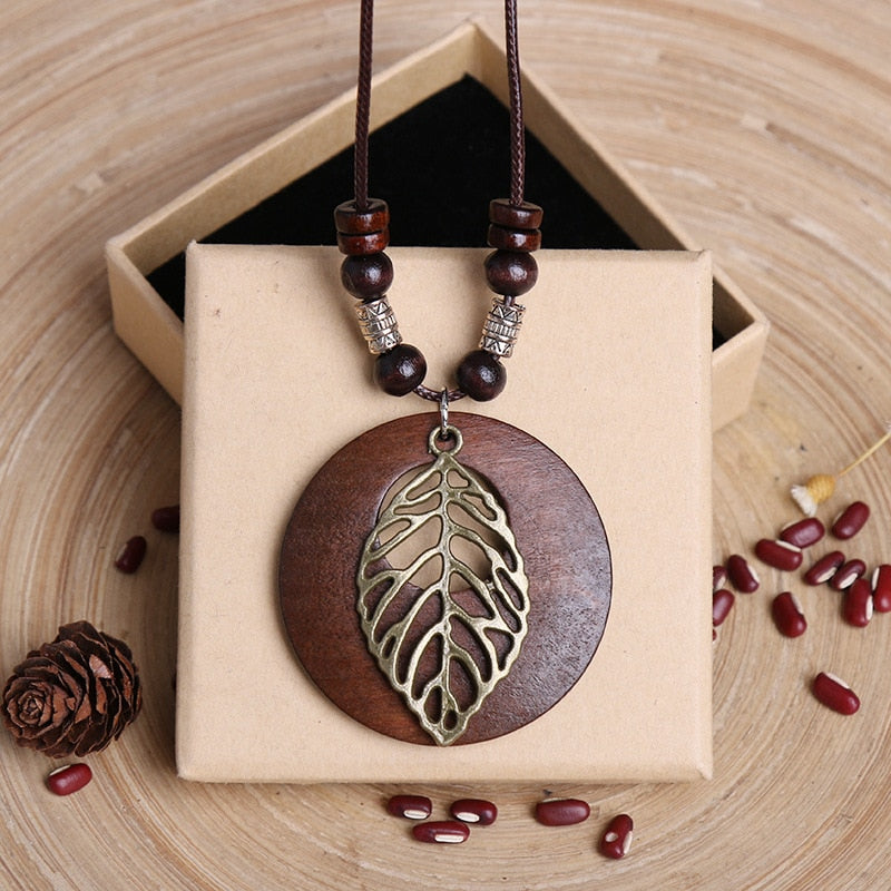 Vintage Wooden Owl Leaf Beaded Necklace