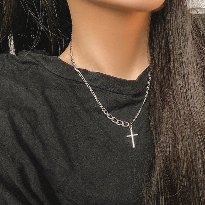 Vintage Gothic Cross Chain Necklace —