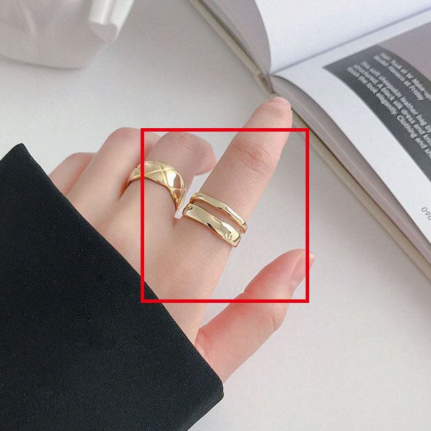 Everyday Hammered Gold Ring – Written by Forest