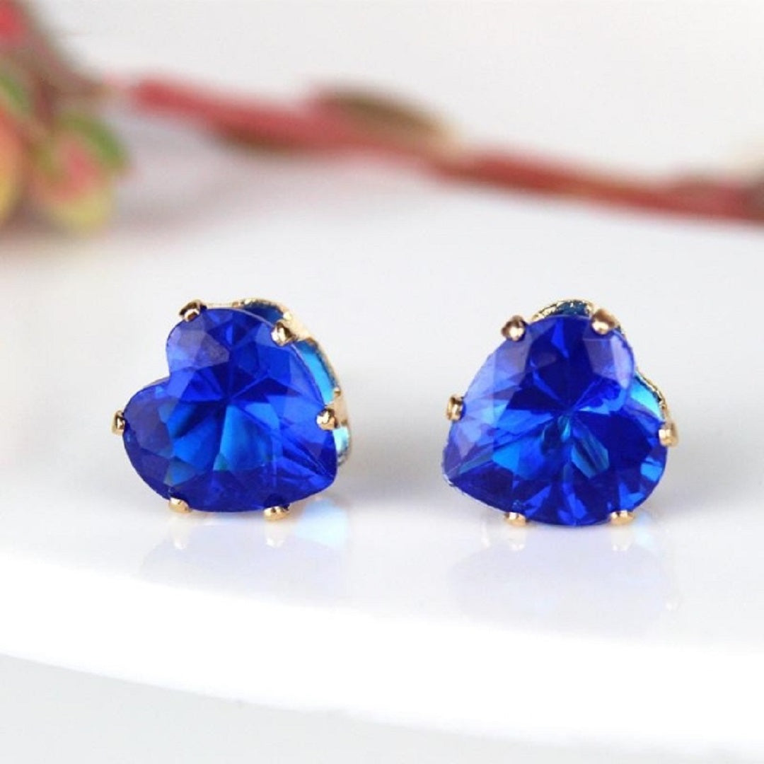 Rhinestone Minimalist Heart Crystal Stud Earrings