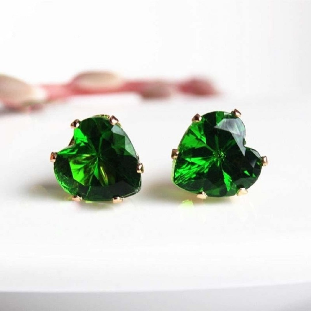 Rhinestone Minimalist Heart Crystal Stud Earrings