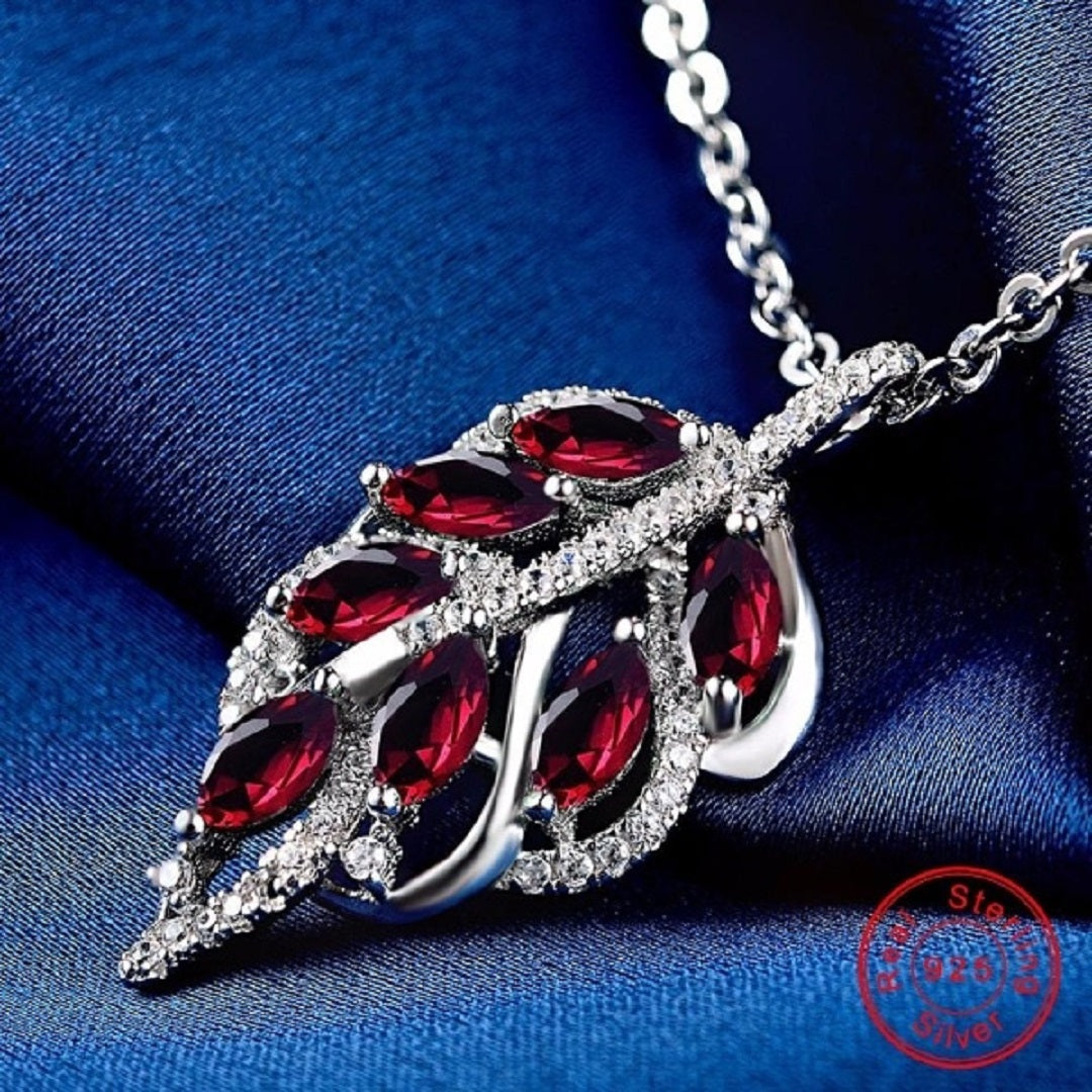 Romantic 925 Sterling Silver AAAA Zircon Leaf Necklace