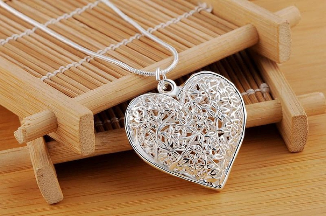 Exquisite Hollow Heart Sterling Silver Pendant Necklace